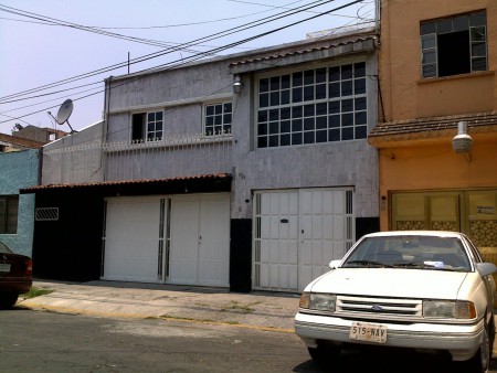 CALLE AEROLITO NÚMERO 6228, COLONIA TRES ESTRELLAS, DELEGACIÓN GUSTAVO A. MADERO, C. P. 07820, MÉXICO D. F. 